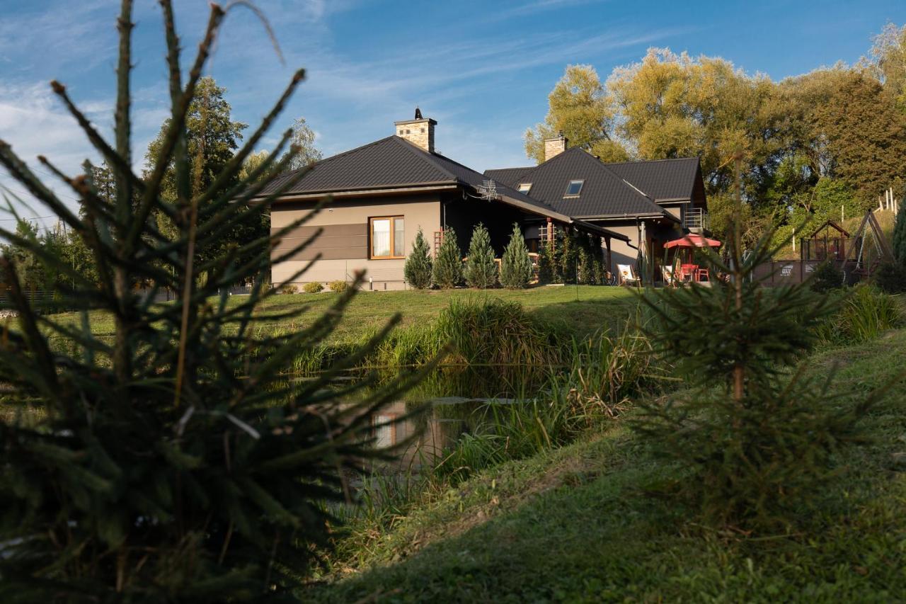 Nad Zalewem Lodge *