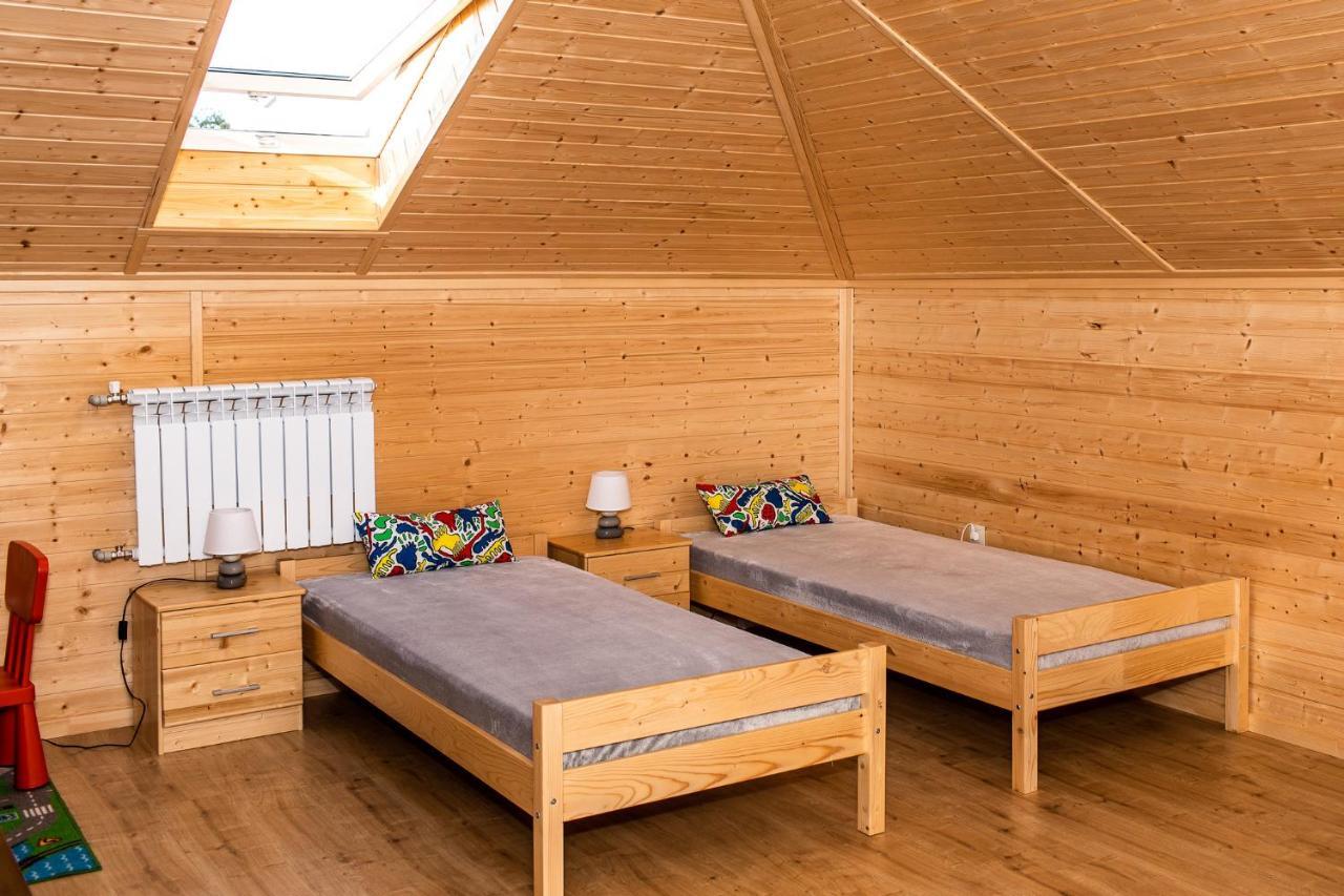 Nad Zalewem Lodge *
